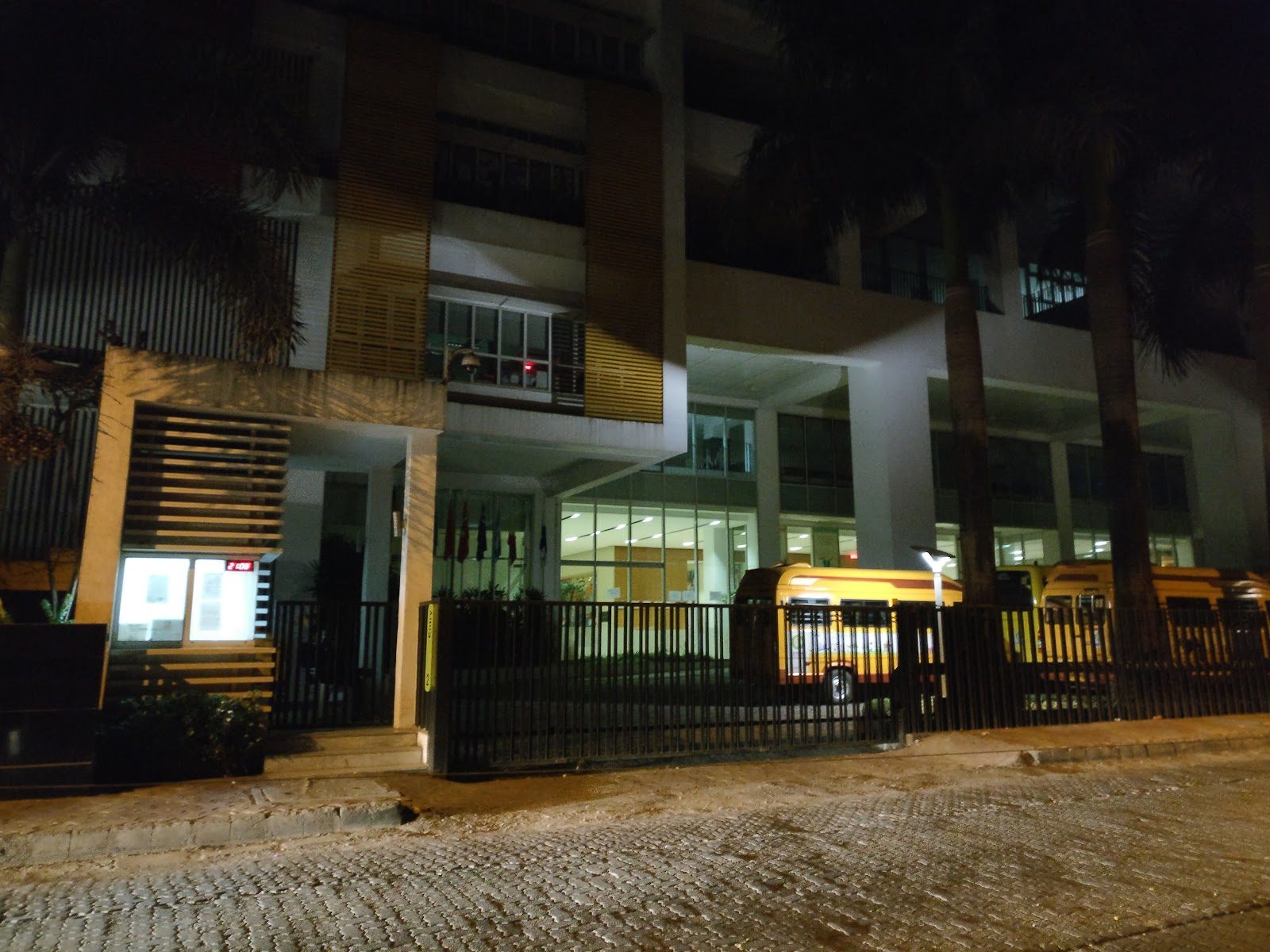 Oberoi International School