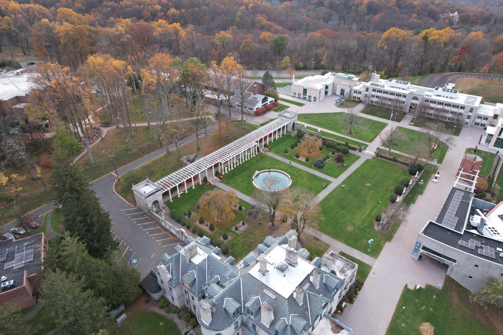 Delbarton School